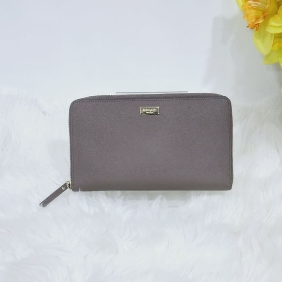 kate spade Handbags - Kate Spade cell phone multi function wallet extra large